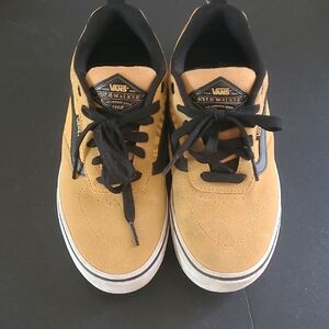Vans Men's Kyle Walker Pro Yellow and Black Sneakers